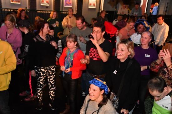 Disco 24-11-2023 + bezoek Sinterklaas en zijn Piet