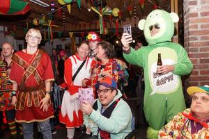 1e Carnavalsbal + uitkomen Prins en Adjudant 17-01