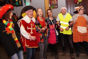 1e Carnavalsbal + uitkomen Prins en Adjudant 17-01