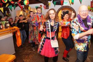 1e Carnavalsbal + uitkomen Prins en Adjudant 17-01