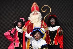 Disco 24-11-2023 + bezoek Sinterklaas en zijn Piet