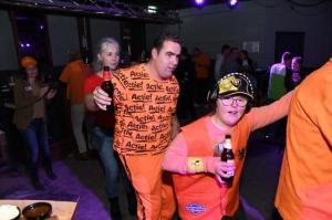 09-12-2022 Oranje disco