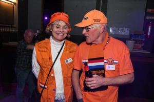 09-12-2022 Oranje disco