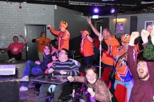 09-12-2022 Oranje disco